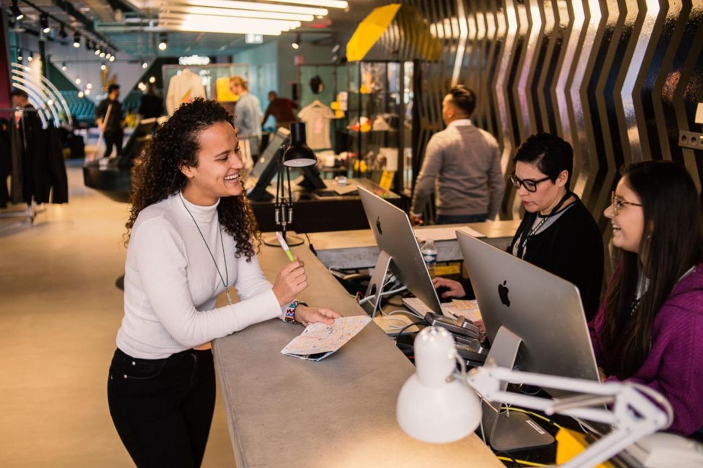 THE-SOCIAL-HUB--Amsterdam-West-3-Lobby-9