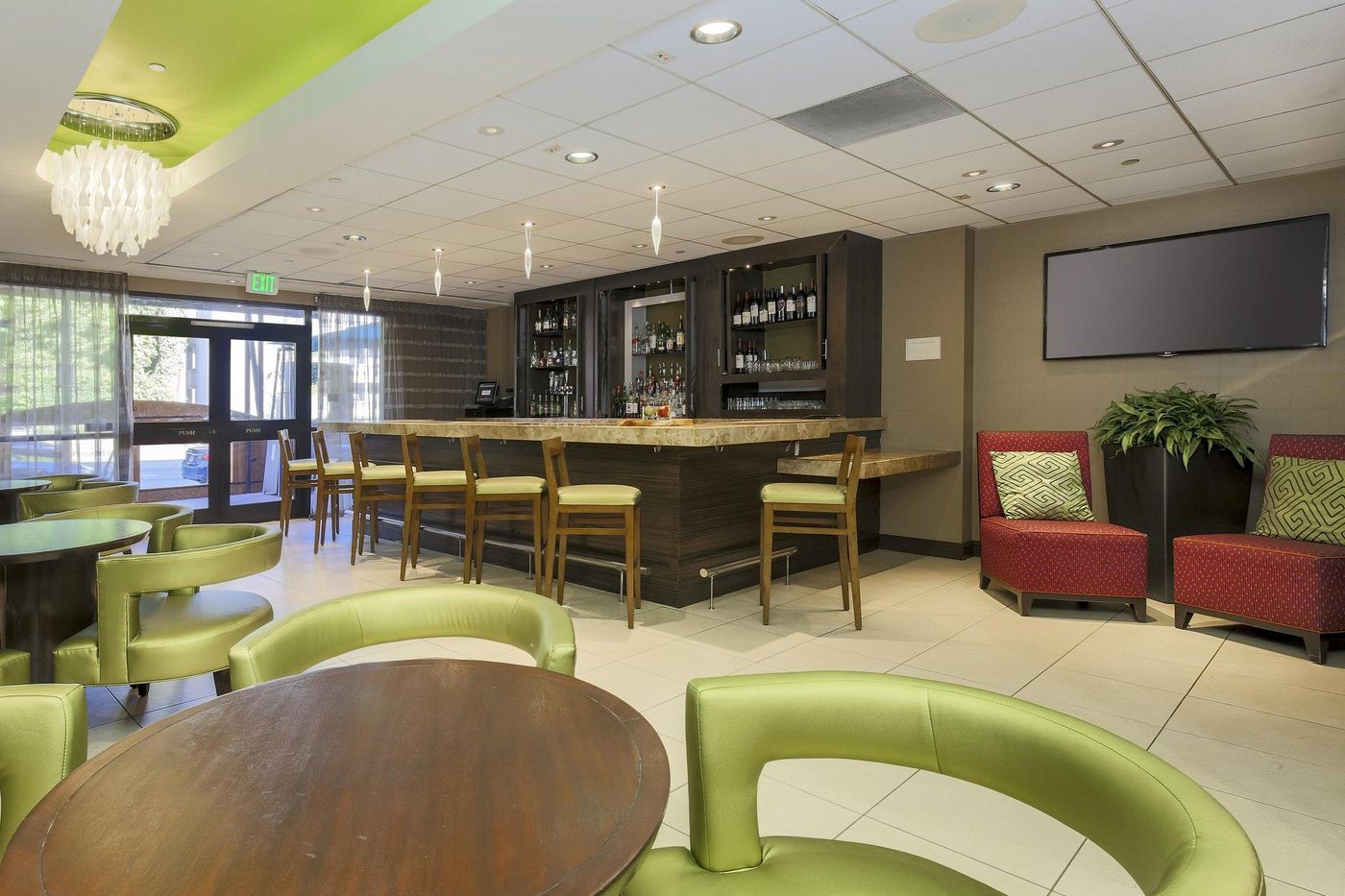 Hilton-Garden-Inn---Los-Angeles-Hollywood-Restaurant-13