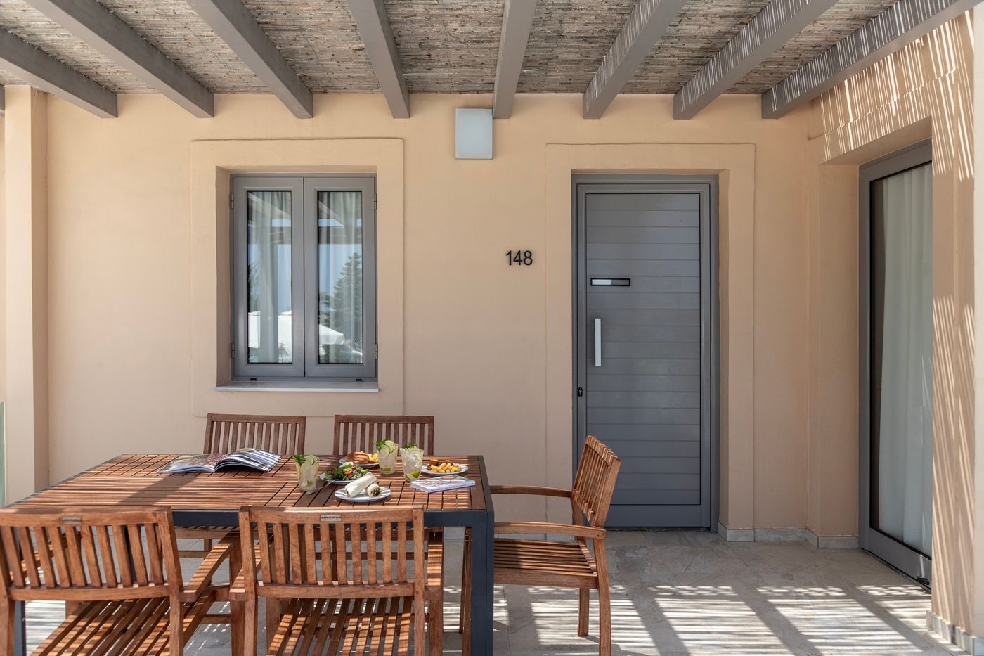 Louis-St-Elias-Resort---Waterpark-Room-34