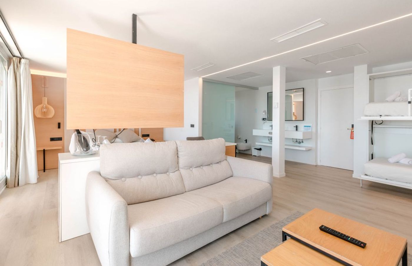 08.05.25 Club Aguamarina