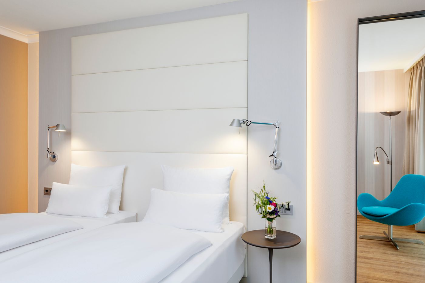 NH-Berlin-Alexanderplatz-Room-19