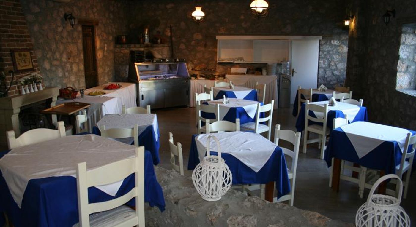 Naiades Almiros River Hotel