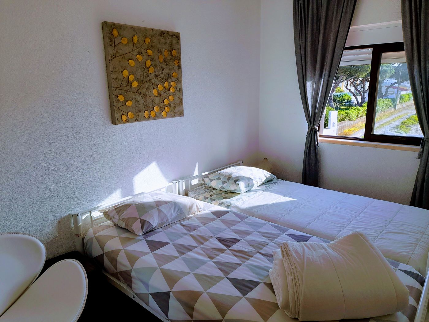 Sublime-Sun-and-Van-by-Meco-Stays-Room-15