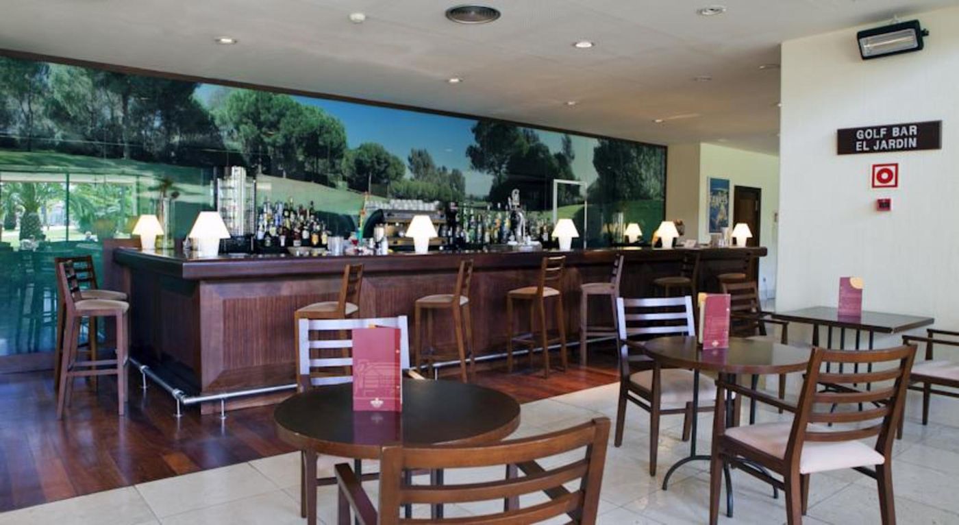 Puerto-Antilla-Grand-Hotel-Bar-26