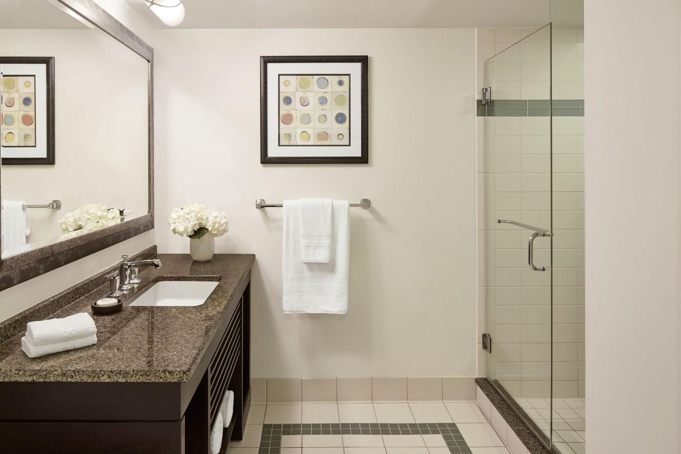 The-Coral-at-Atlantis-Room-36