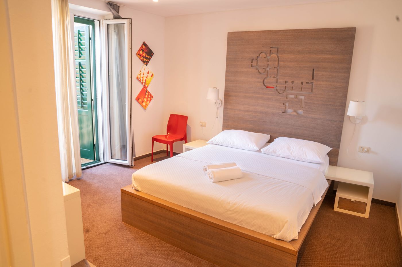 Slavija-Culture-Heritage-Hotel-Room-27