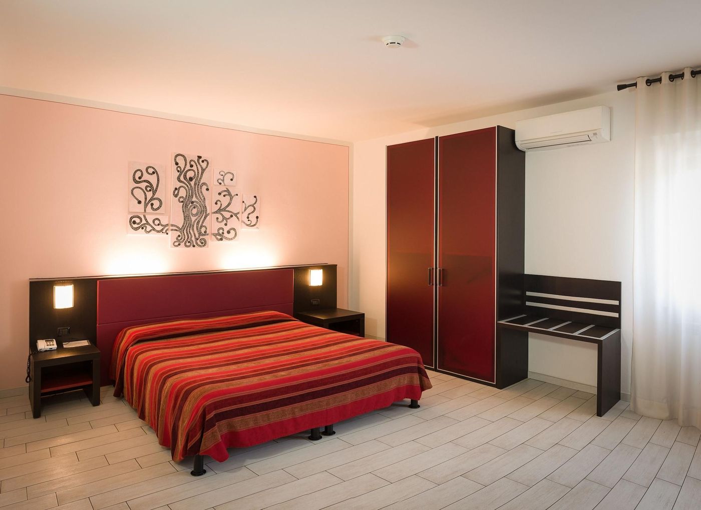 Hotel-Ristorante-Milano-Room-5