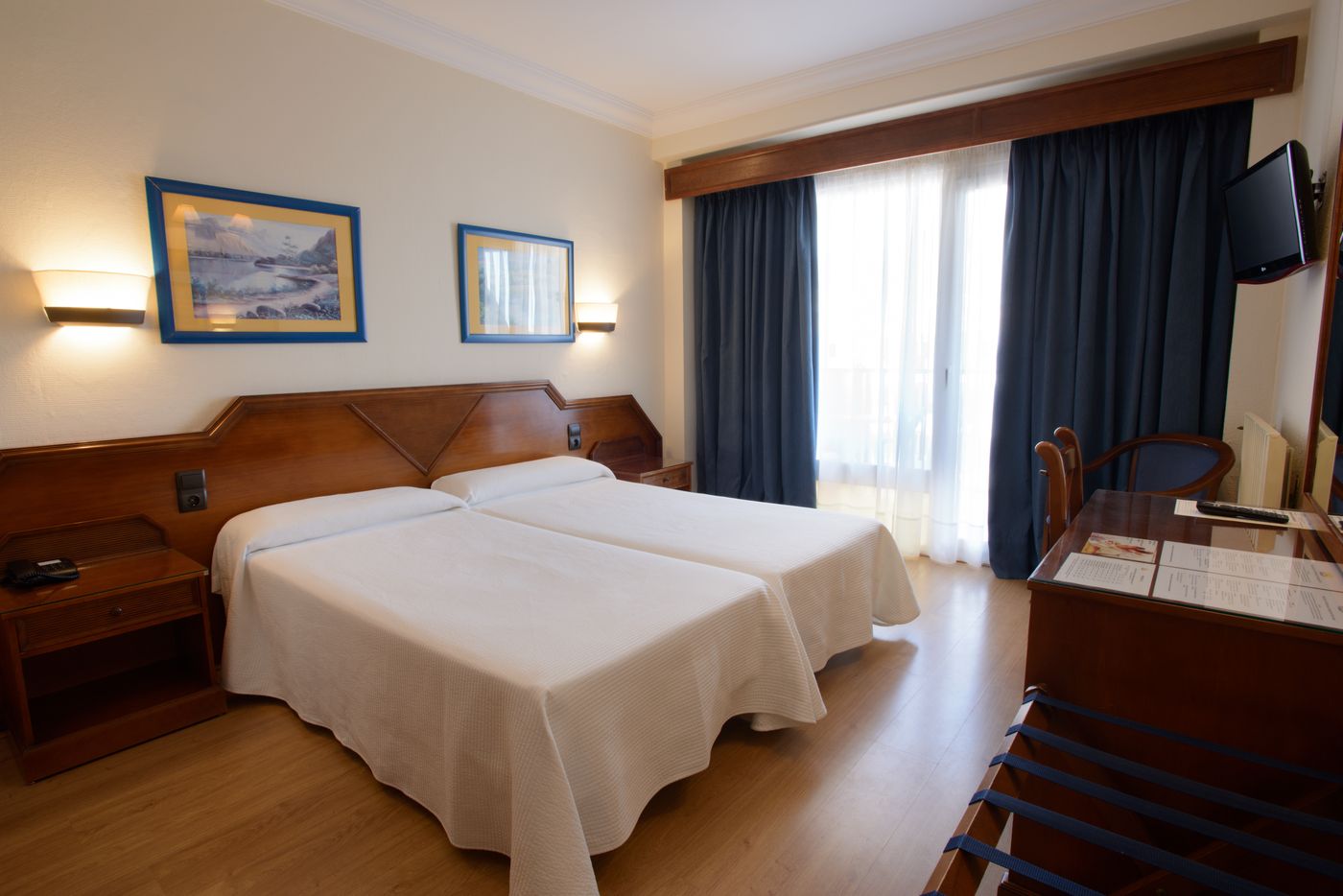 Monarque-Fuengirola-Park-Room-31