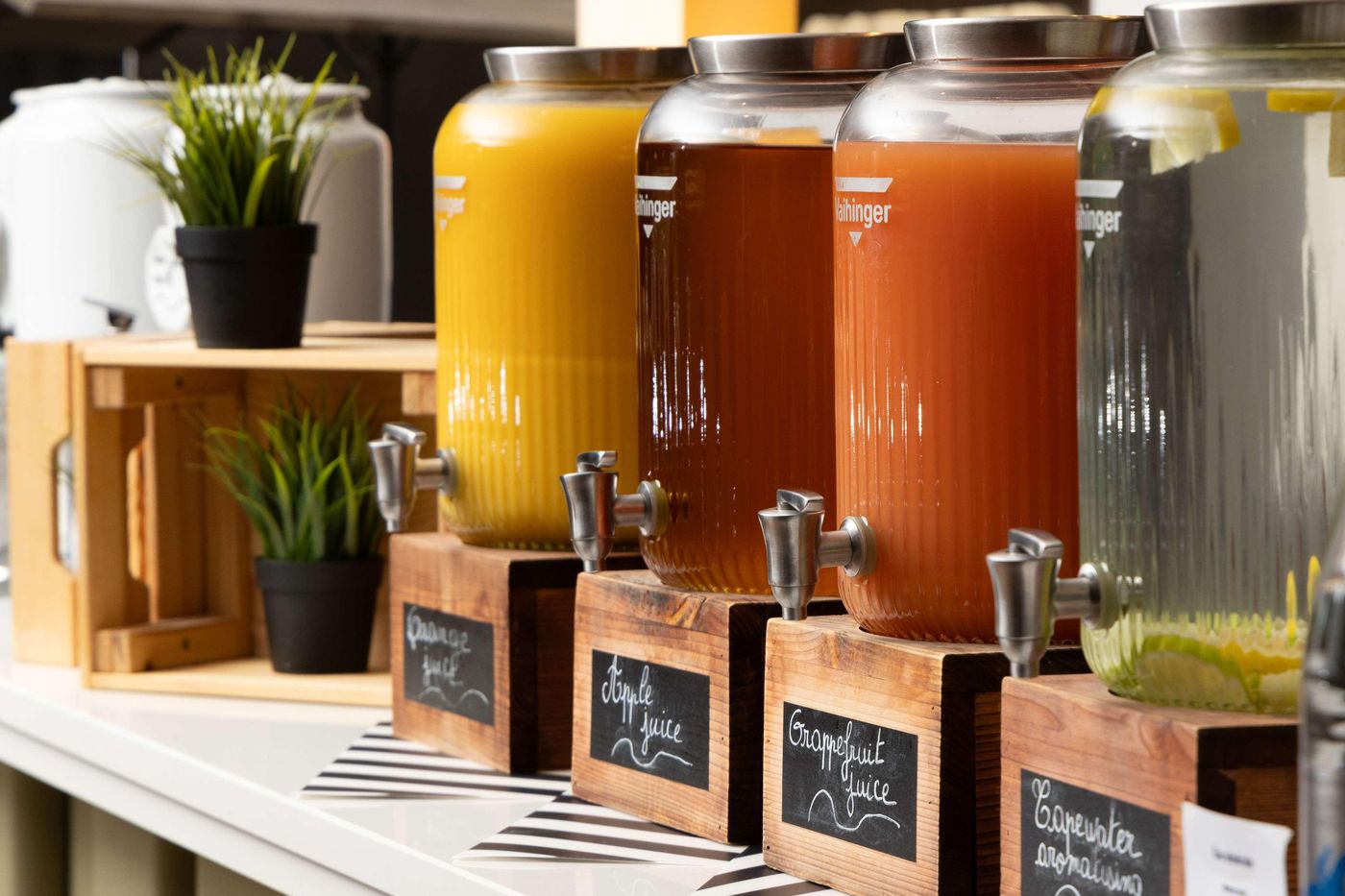 Doubletree-By-Hilton-Luxembourg-Restaurant-42