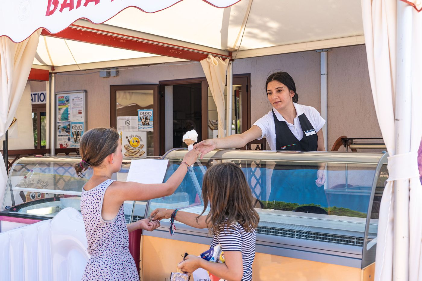 Camping-Baia-Blu-La-Tortuga-Bar-23