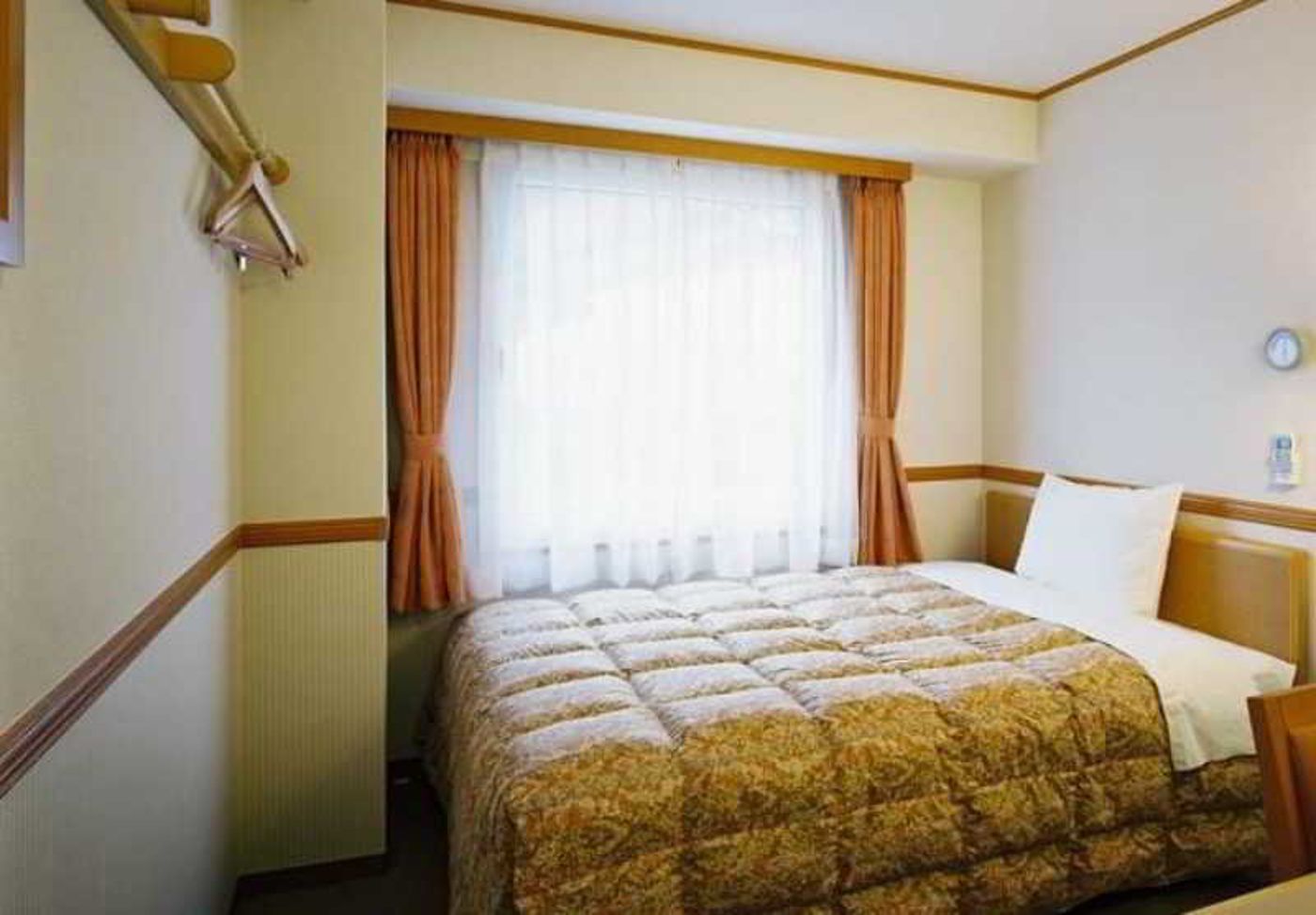 Toyoko Inn Tokyo-Eki Shin-Ohashi Mae-Japan-TOKYO-Room-5