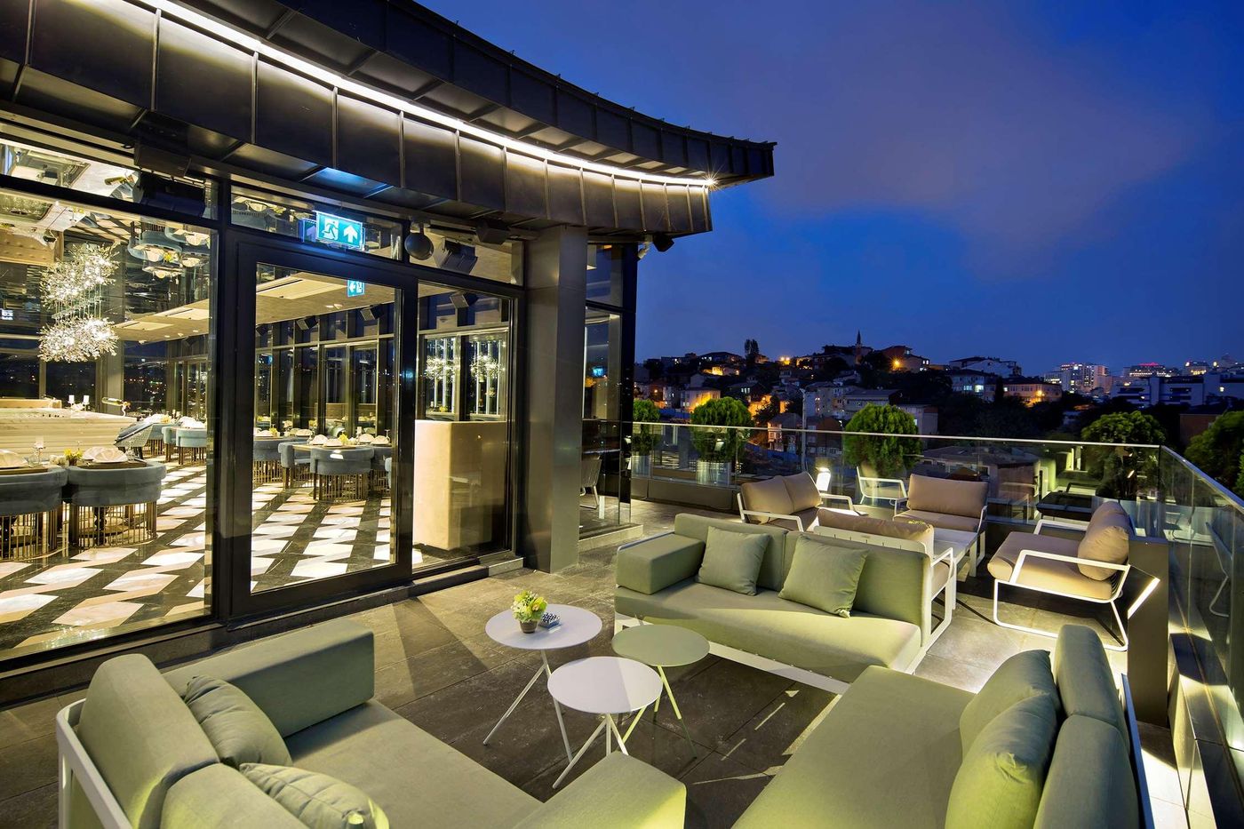 Doubletree-By-Hilton-Istanbul-Piyalepasa-Restaurant-29