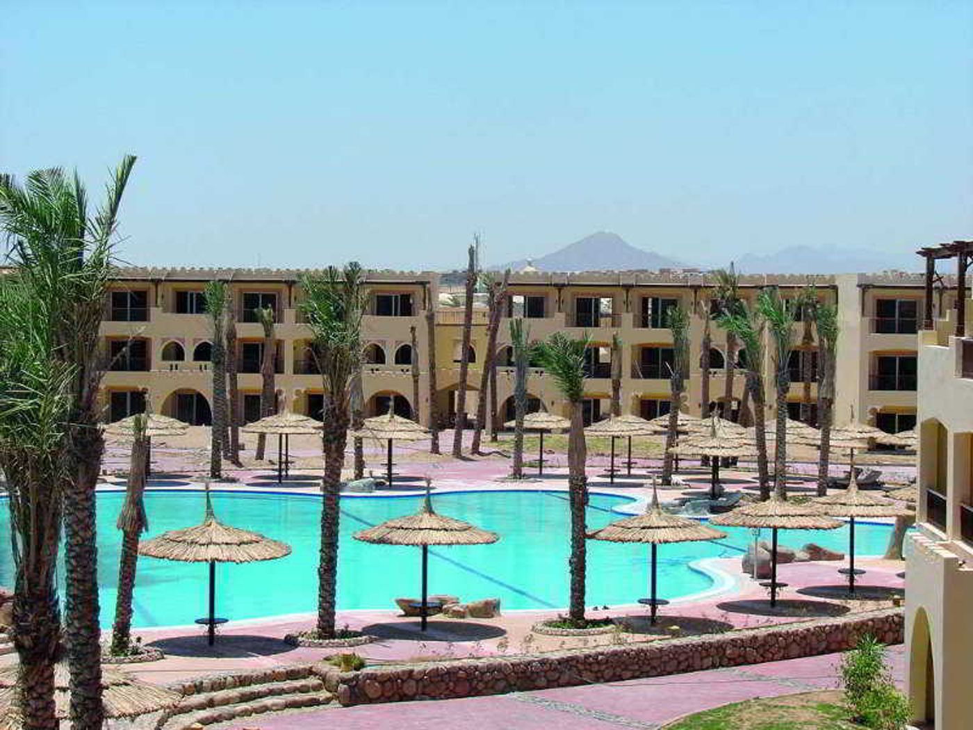 Dessole-Sea-Beach---Aqua-Park-Pool-8