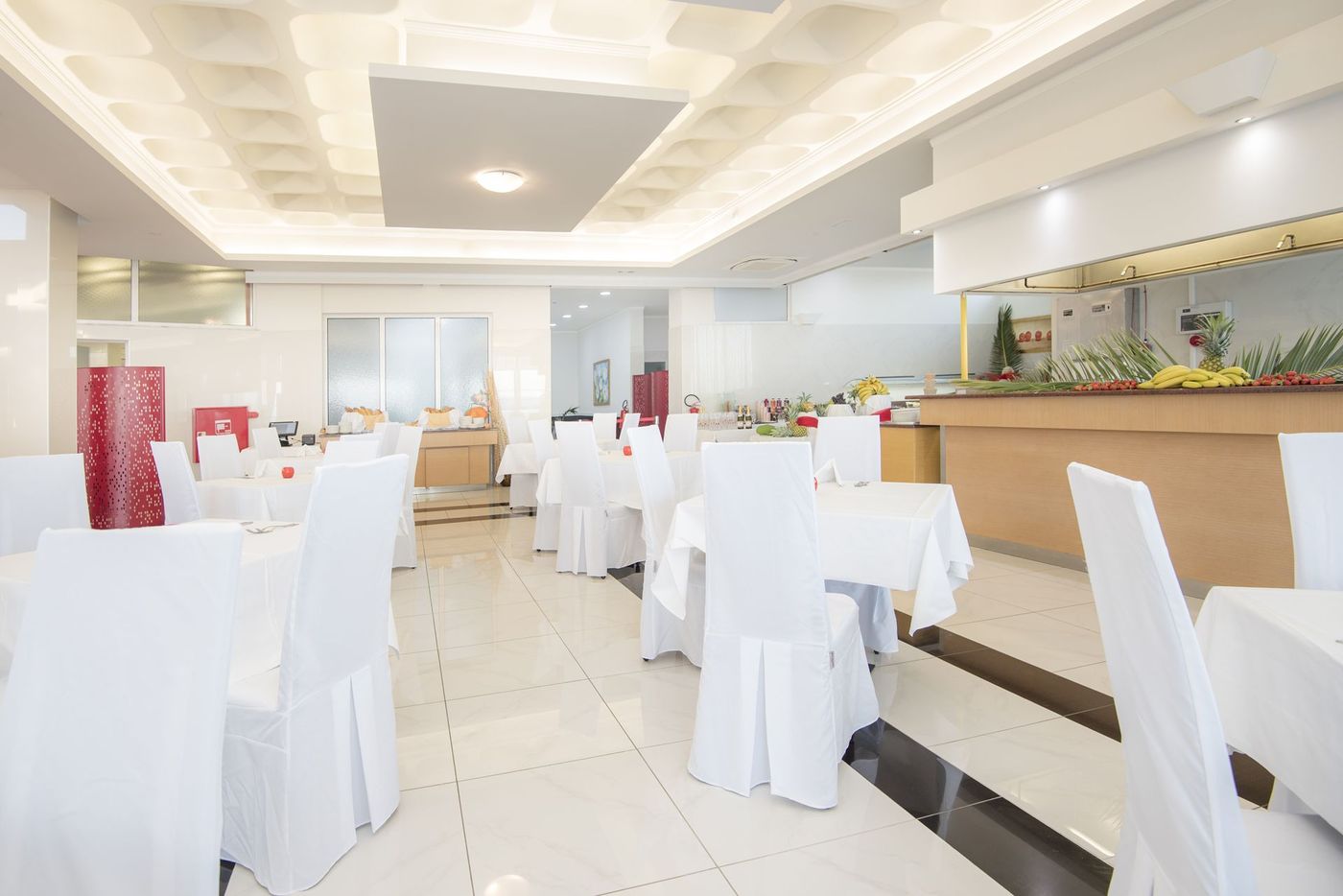 Grand Blue Beach Hotel