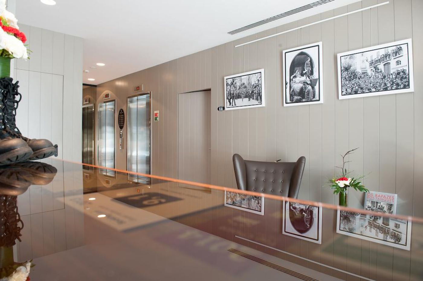 Lisboa-Carmo-Hotel-Lobby-10