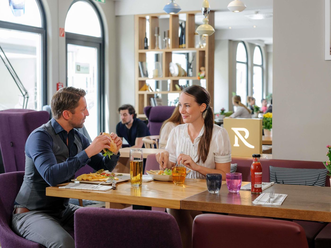 Mercure-Hotel-Muenchen-City-Center-Sports-and-Entertainment-19