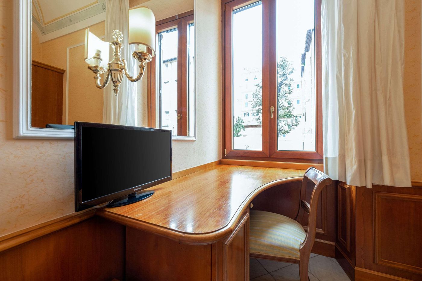 Comfort-Hotel-Bolivar-Room-12