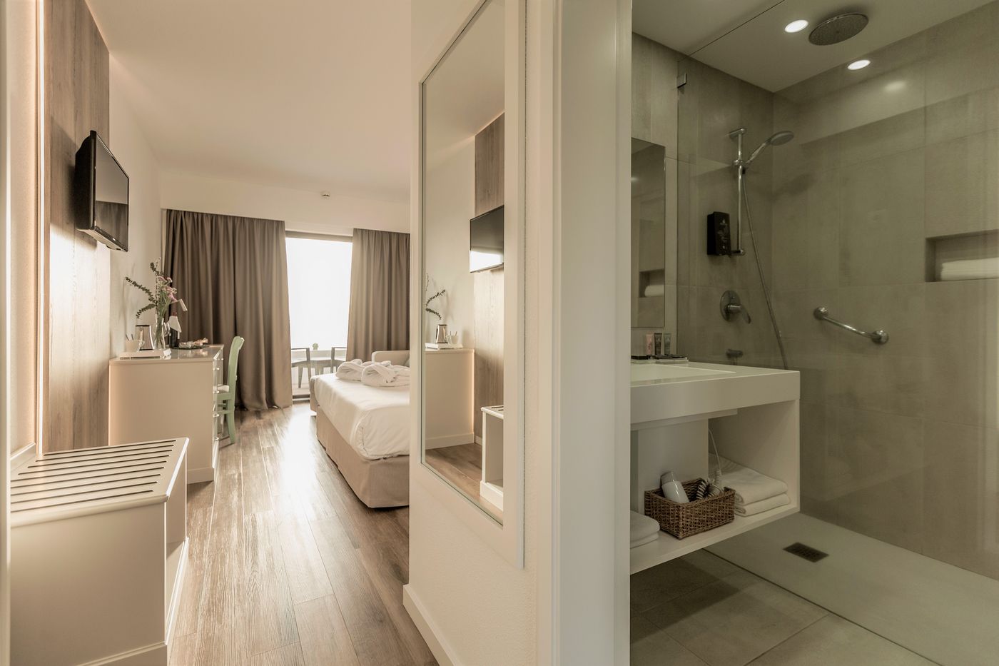 Caloura-Hotel-Resort-Room-16