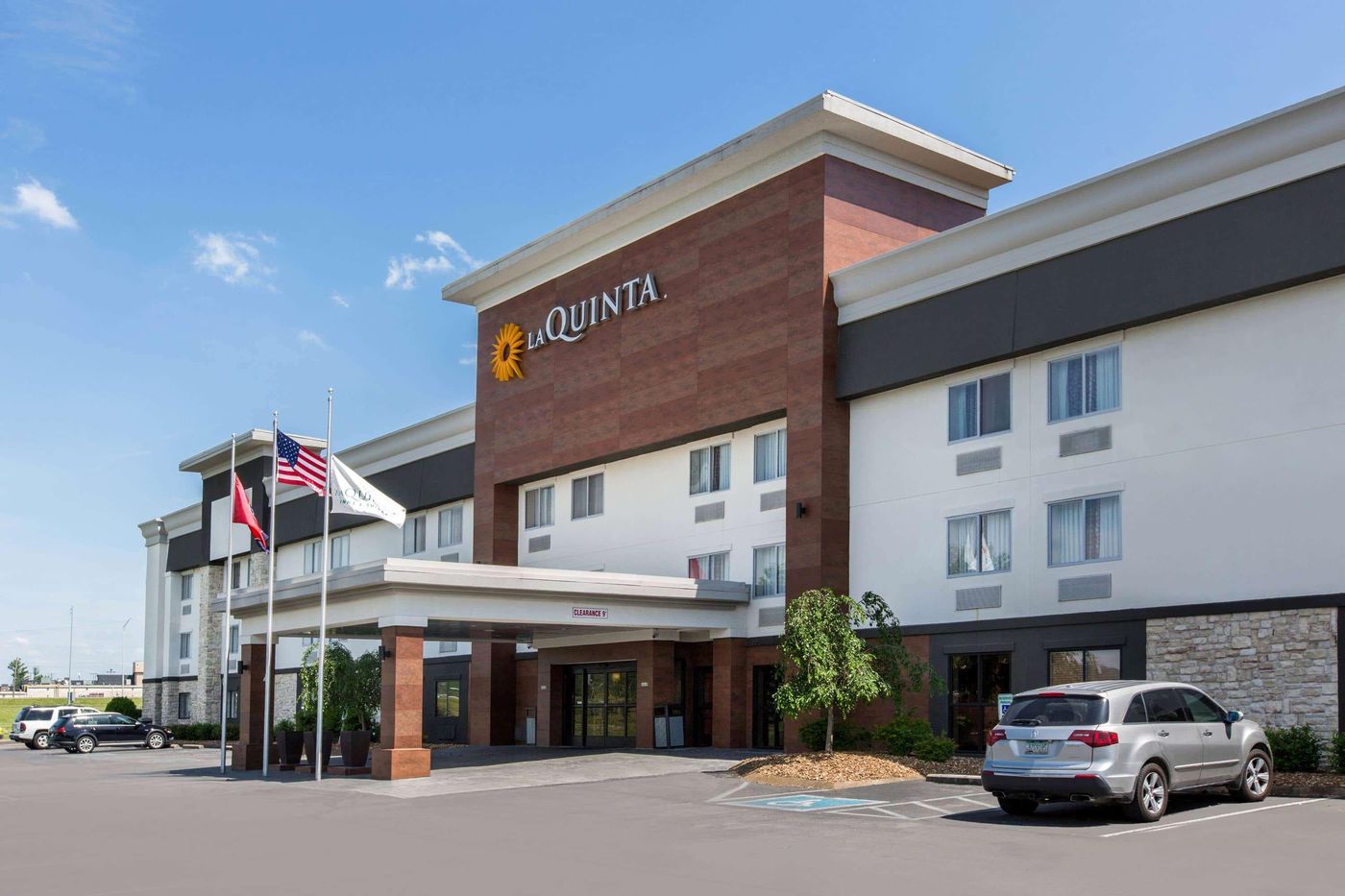 La Quinta Inn & Suites By Wyndham Goodlettsville --United States-Goodlettsville-General view-1