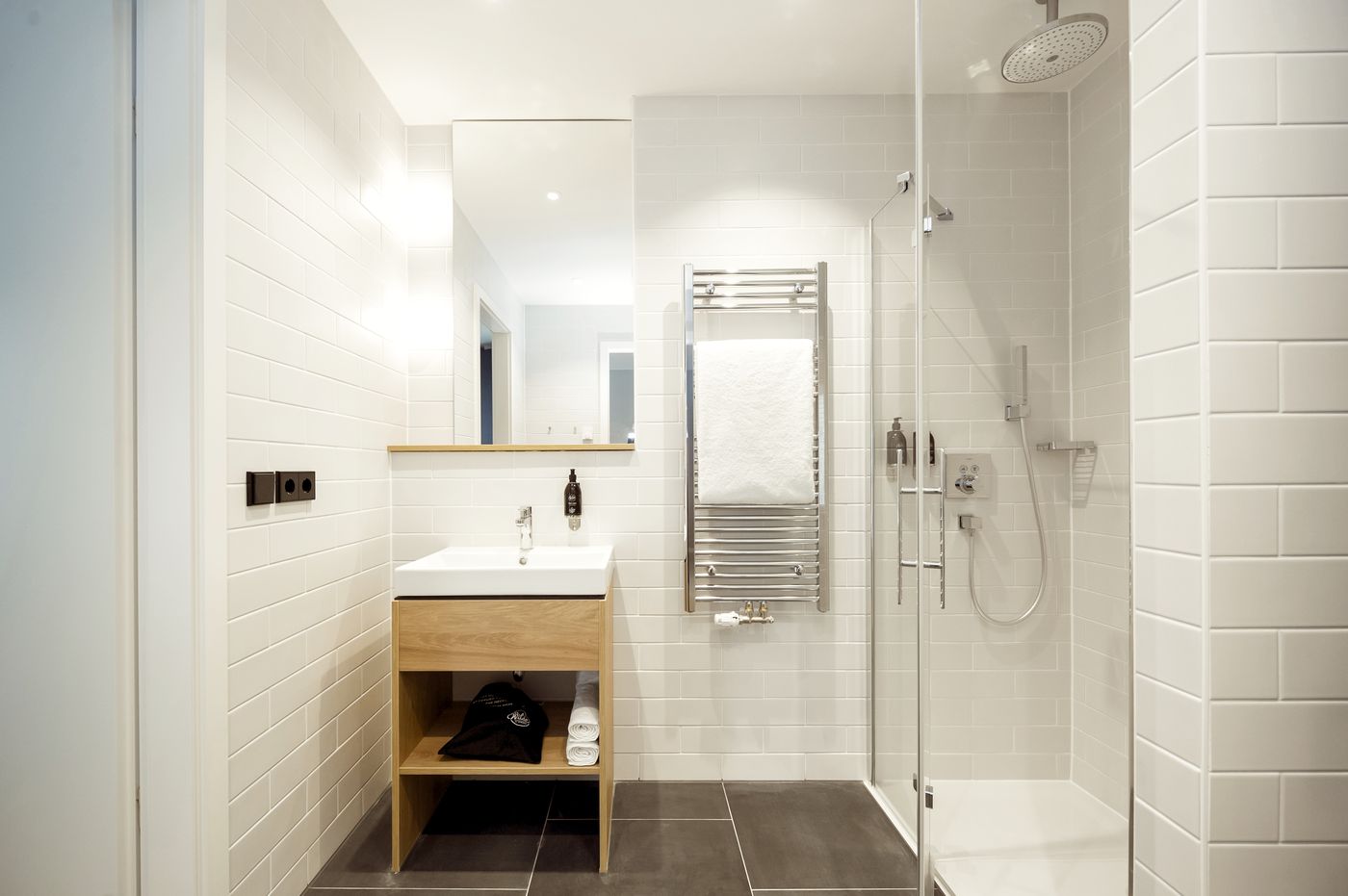 Wilde-Aparthotels-Checkpoint-Charlie-Berlin-Room-47