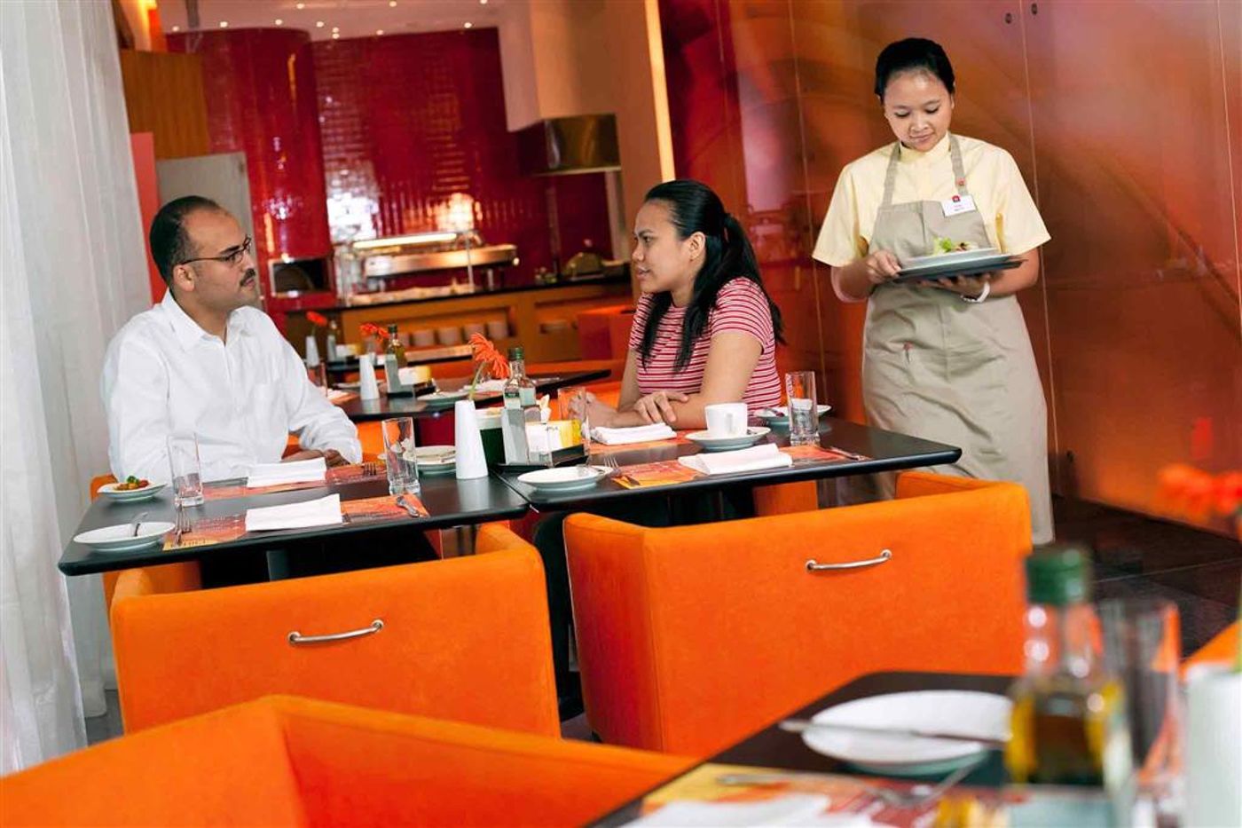 Novotel-Suites-Mall-Avenue-Dubai-Restaurant-41