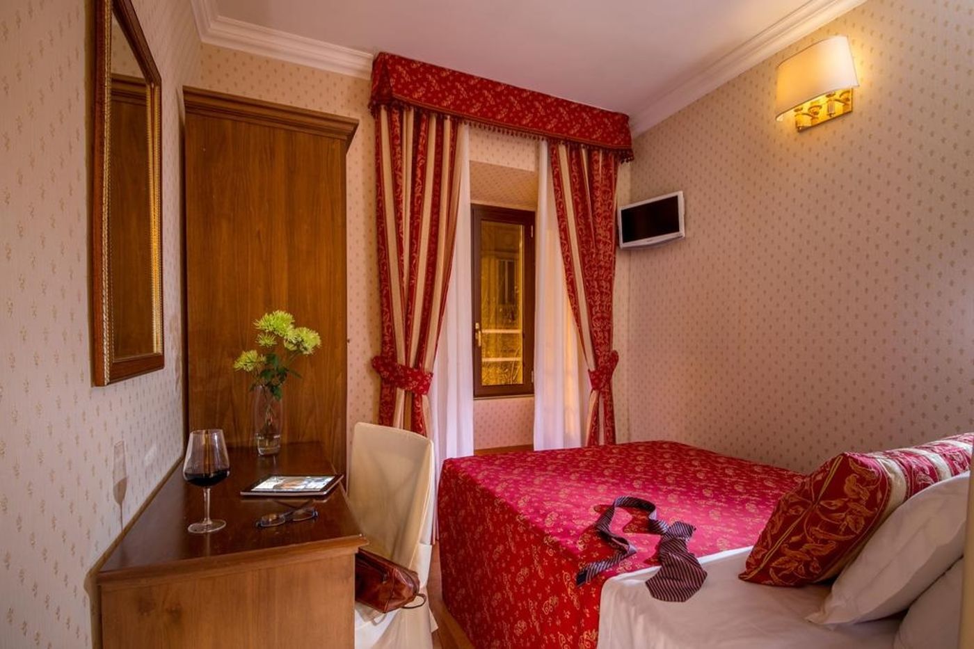 Boncompagni-Suite-Room-3