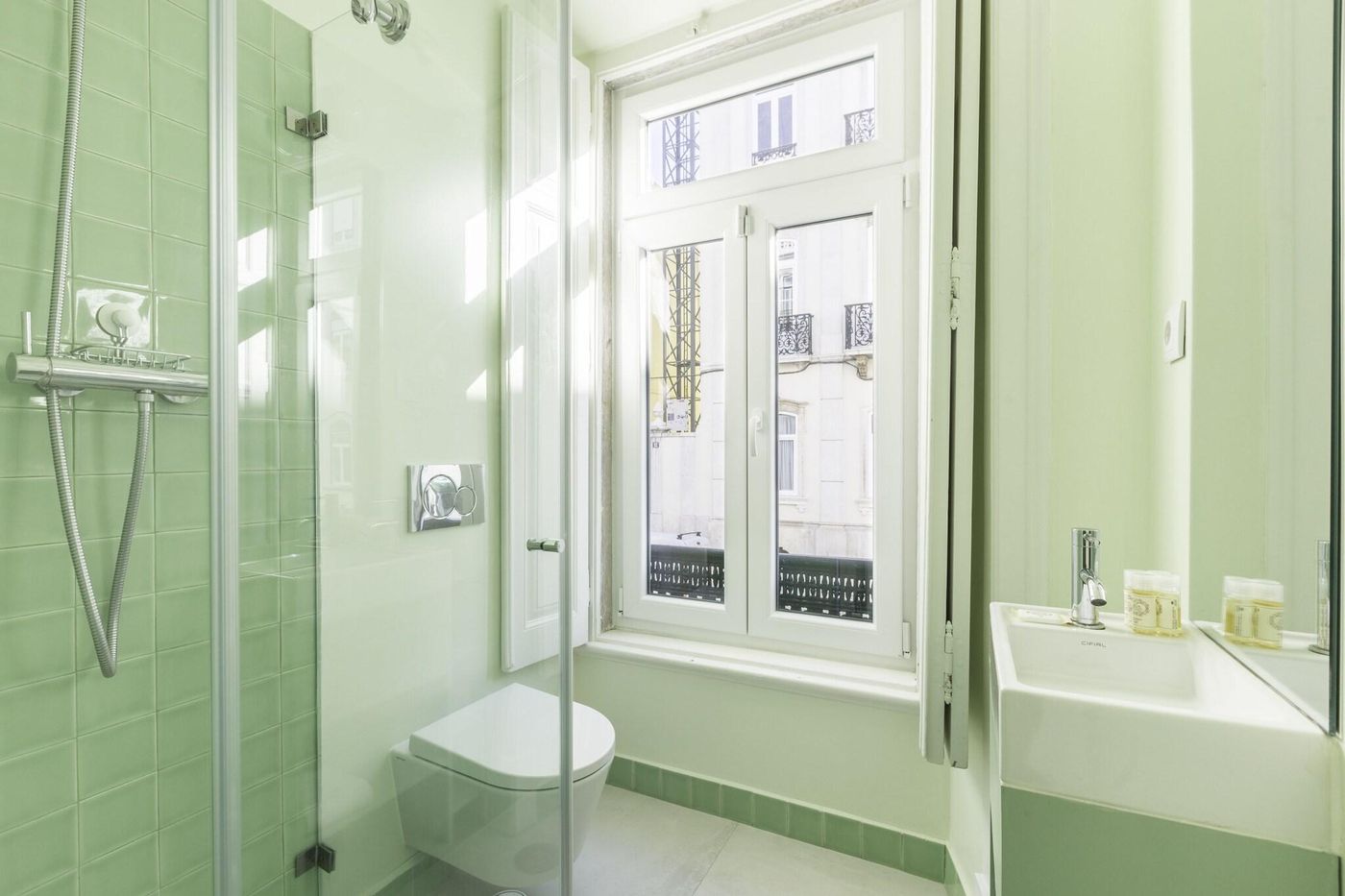 1898-Home---Suites-Room-37