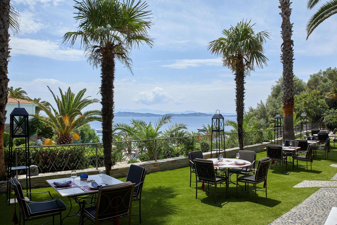 Eagles-Palace-Restaurant-15