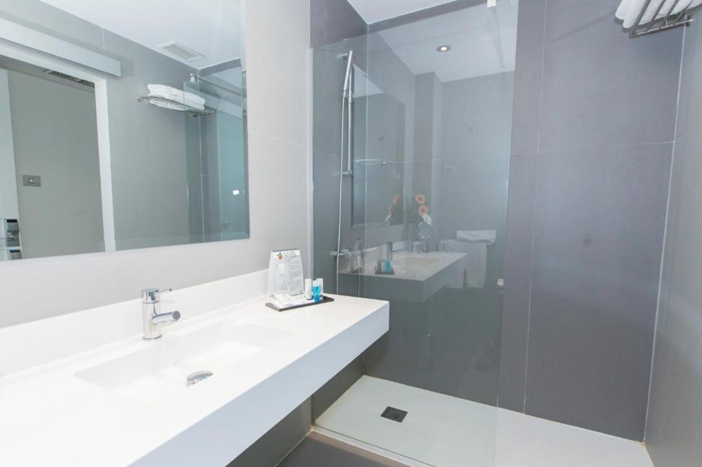 Hotel-Caserio-Room-17