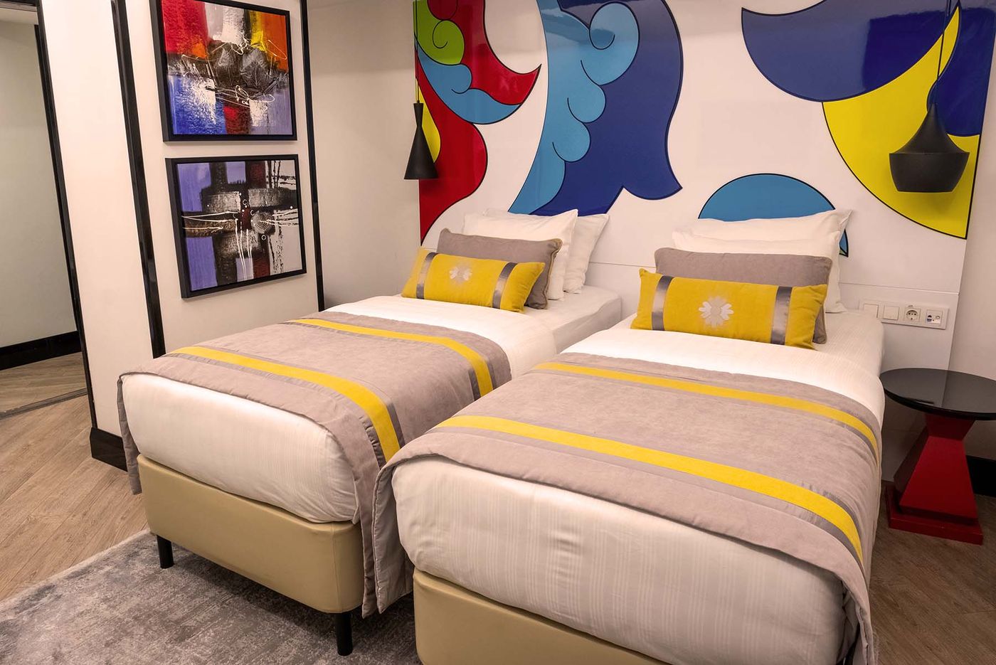 Sura-Hagia-Sophia-Room-8