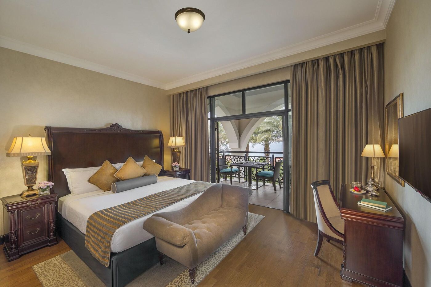 Jumeirah-Zabeel-Saray-Room-29