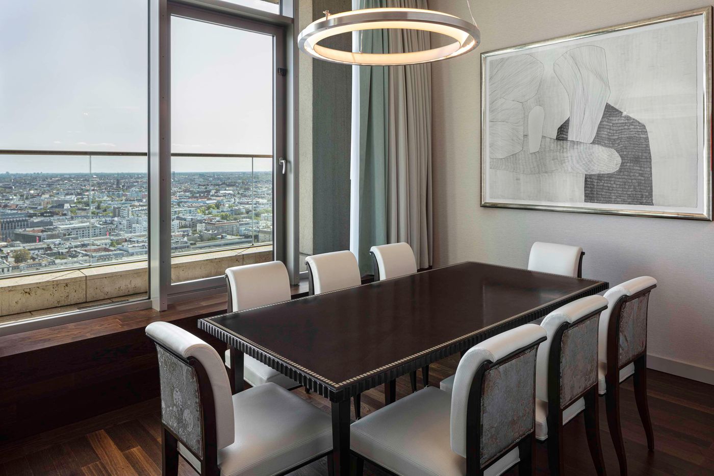 Waldorf-Astoria-Berlin-Room-24