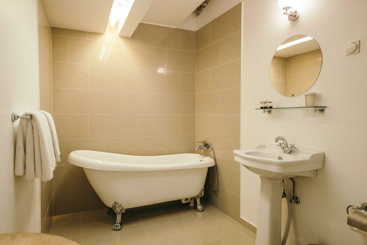 Merchants-House-Room-36