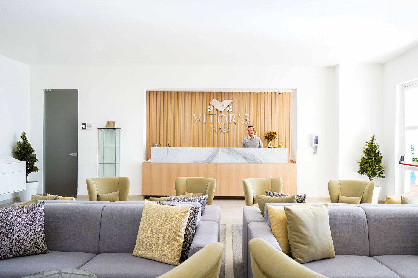 Vitor-s-Plaza-Lobby-58