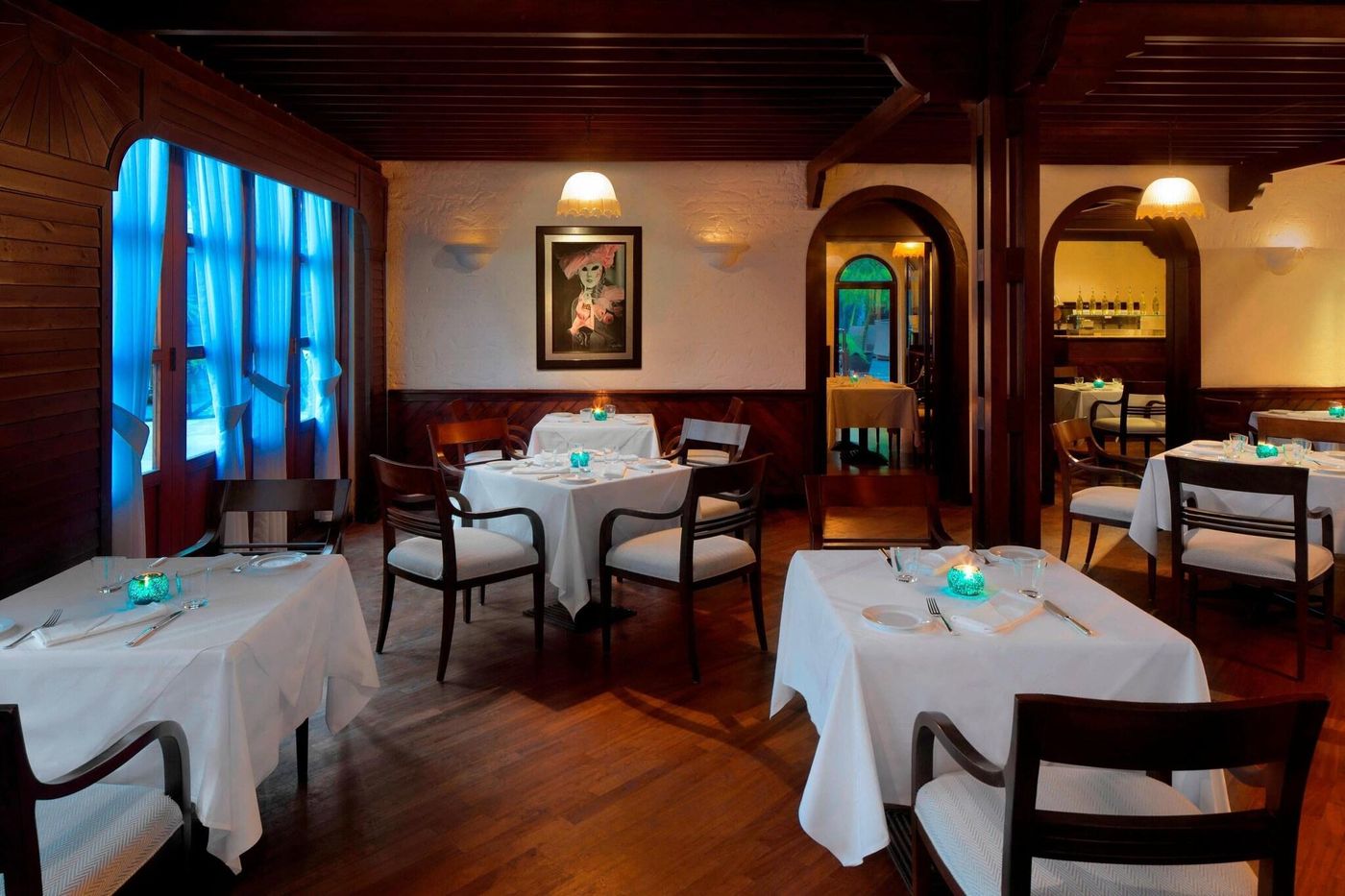 Le-Meridien-Dubai-Hotel---Conference-Centre-Restaurant-74