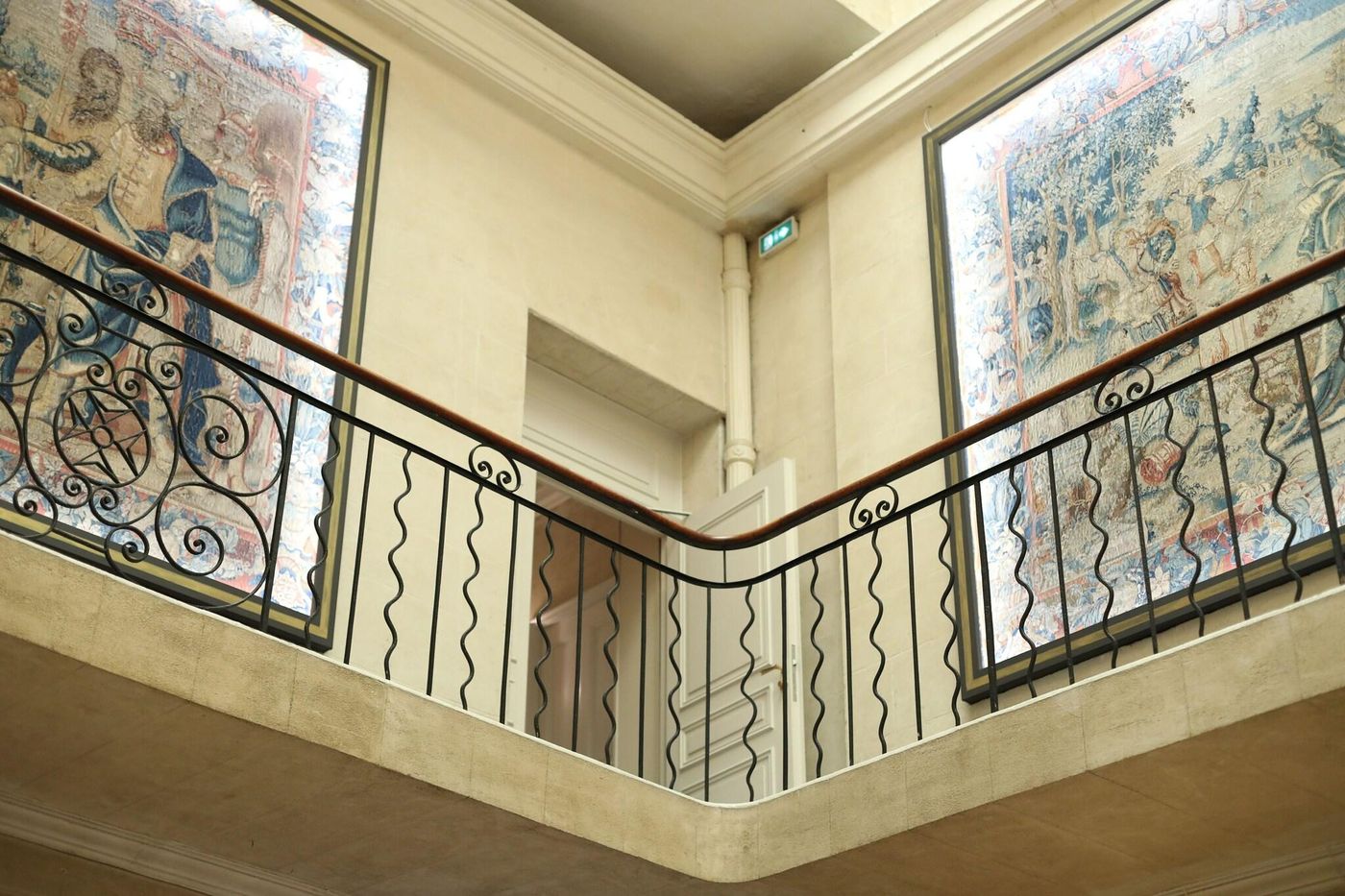 Hotel d'Europe-France-Avignon-Lobby-7