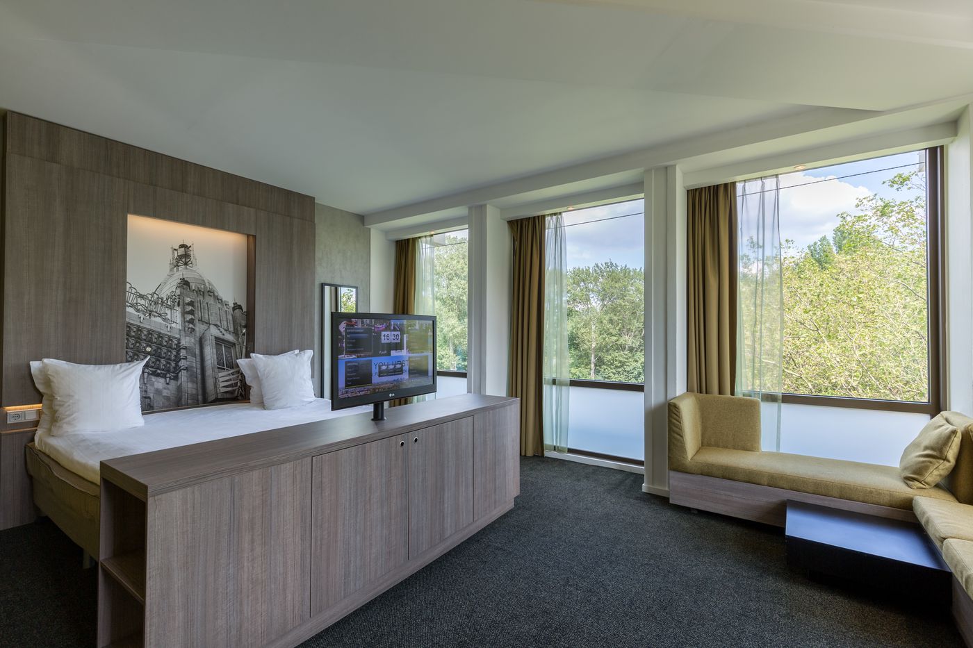 Leonardo-Hotel-Amsterdam-Rembrandtpark-Room-11