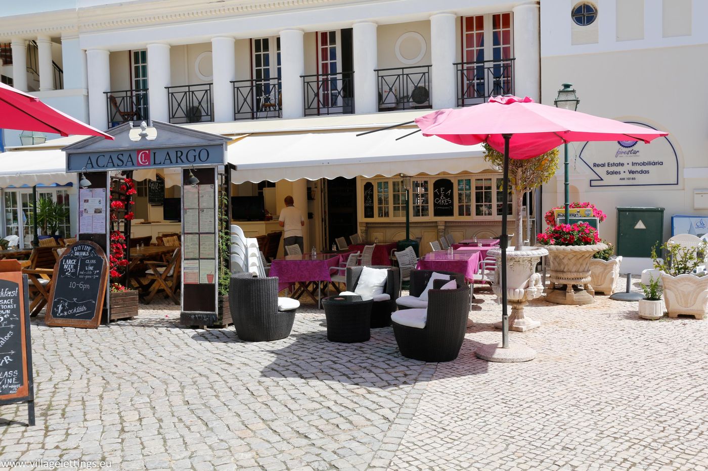 Apartments-Old-Village-Restaurant-23