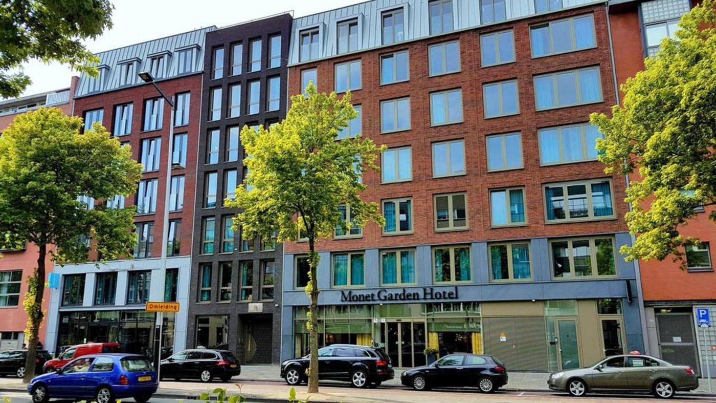 Monet-Garden-Hotel-Amsterdam-General-view-1