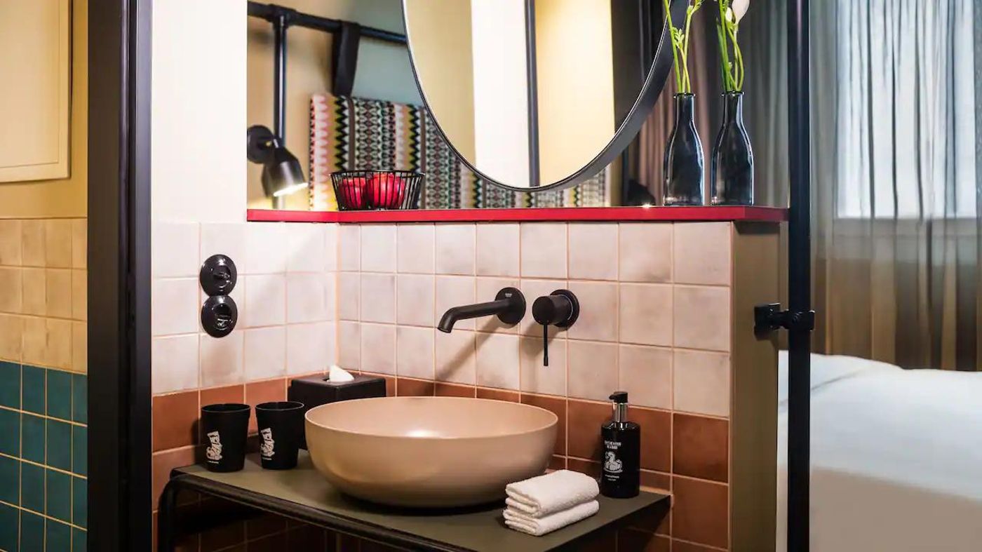 Me-and-All-Berlin-East-Side--part-of-JdV-by-Hyatt-Room-24