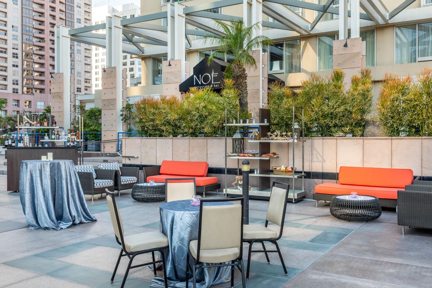 Omni-Los-Angeles-Hotel-at-California-Plaza-General-view-49