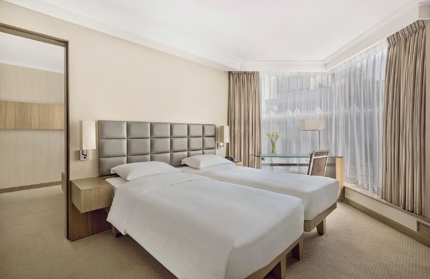 The-Kowloon-Hotel-Room-5