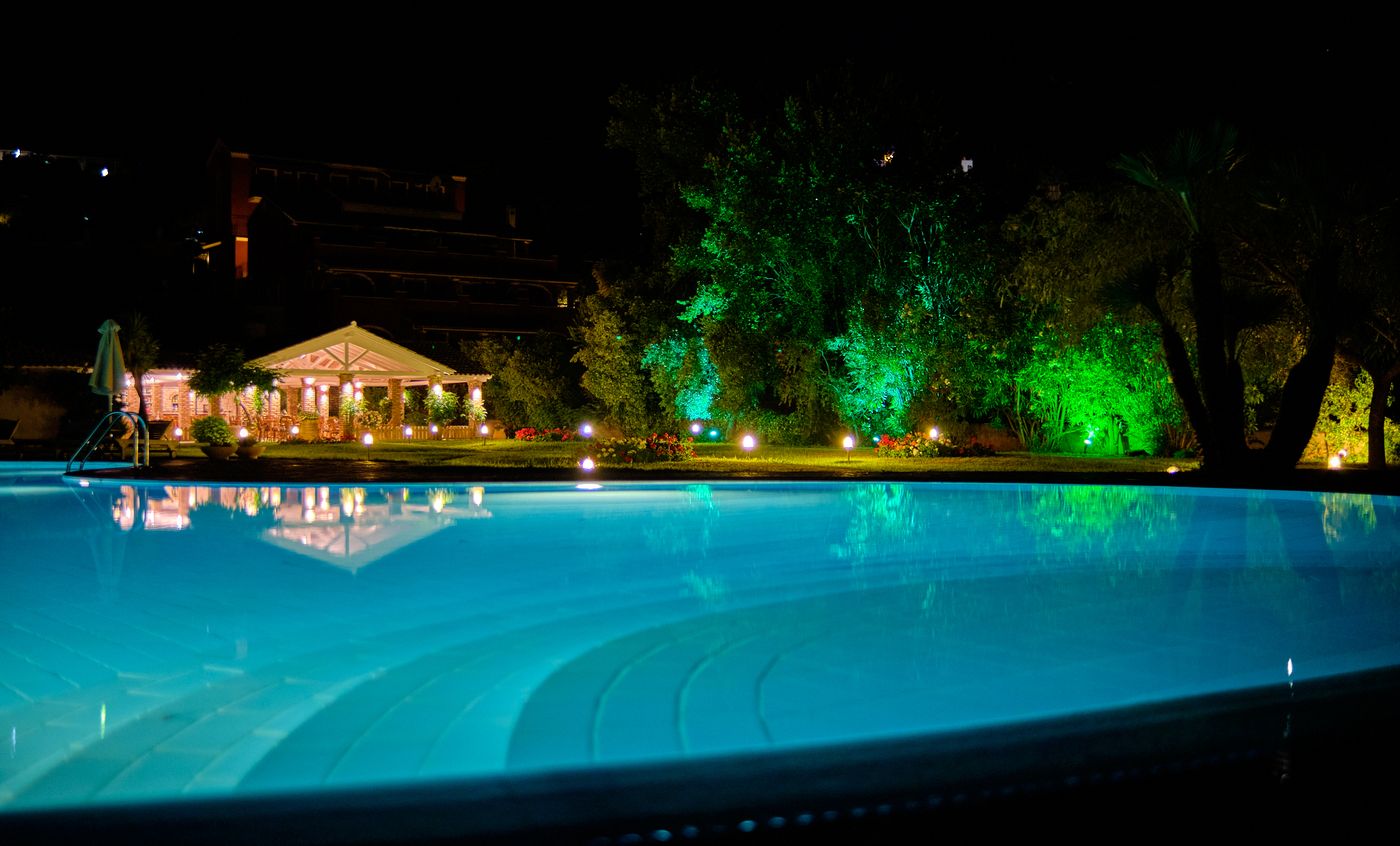 Chrismos-Luxury-Suites---Studios-Pool-11