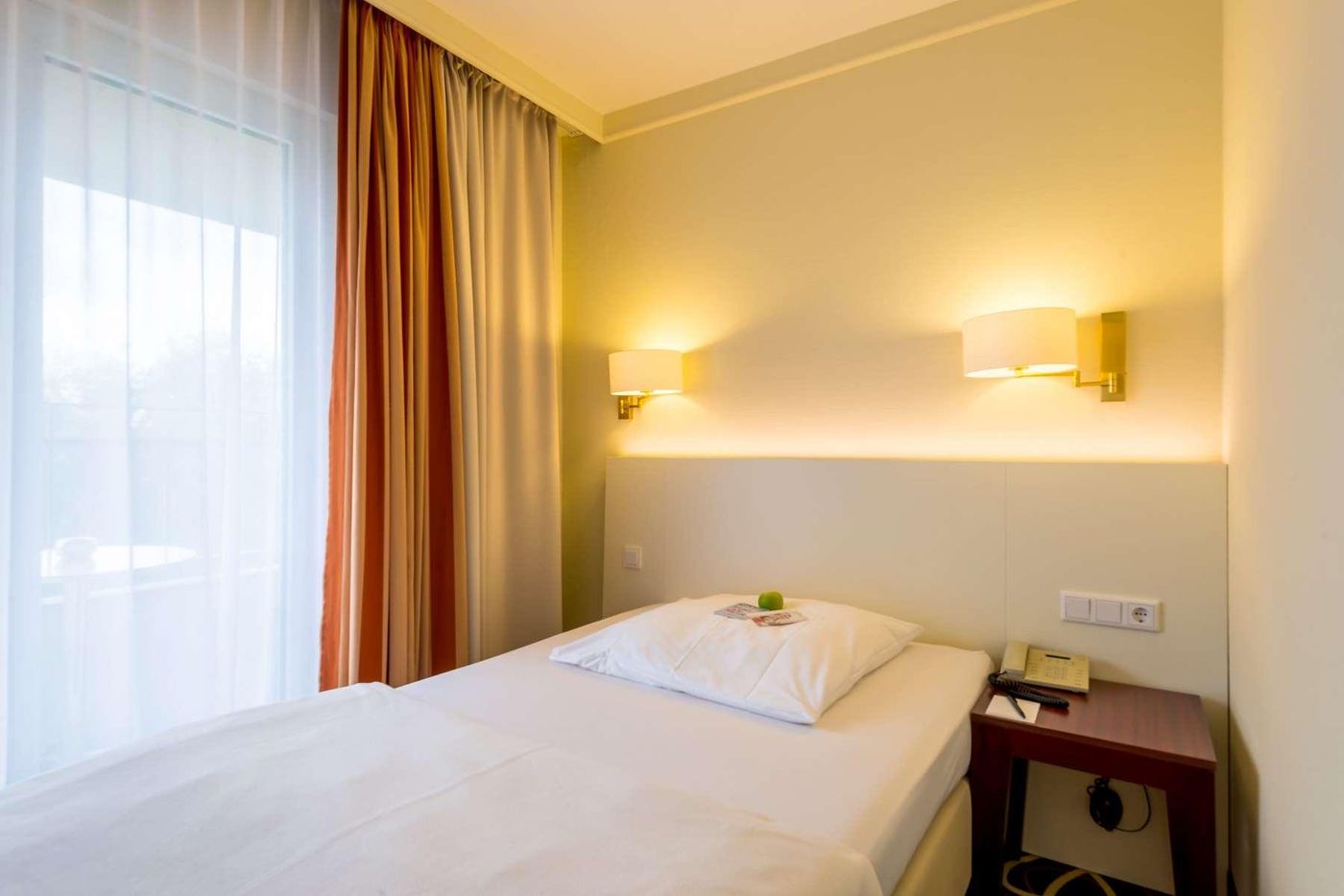 Relexa-Stuttgarter-Hof-Room-20
