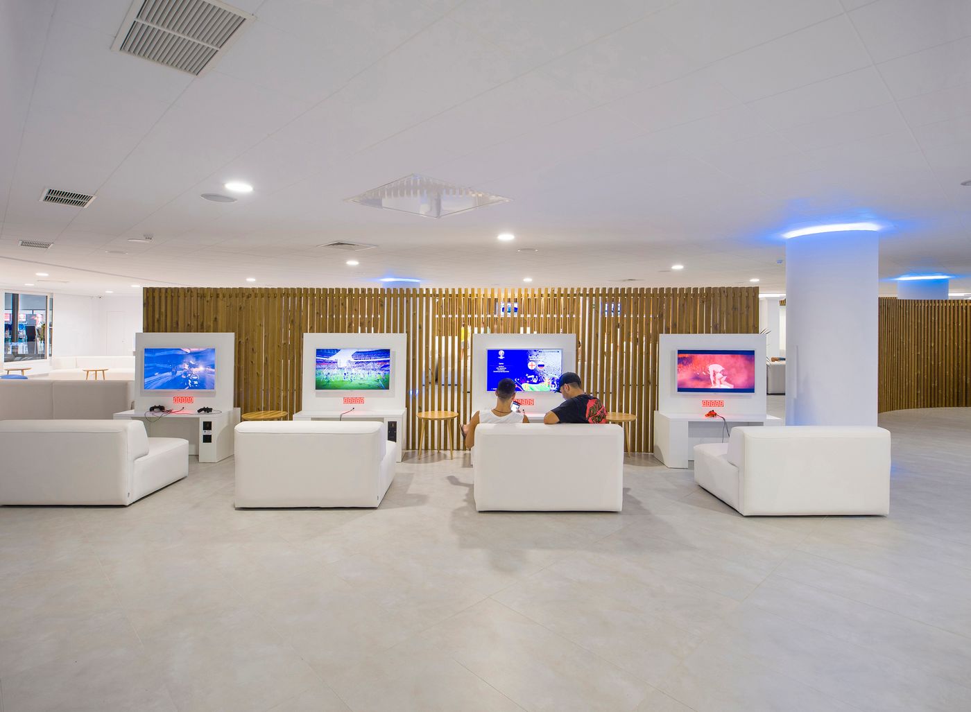 Playasol-The-New-Algarb-Lobby-42