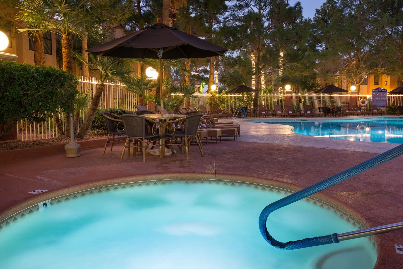 Westgate-Flamingo-Bay-Resort-Pool-49