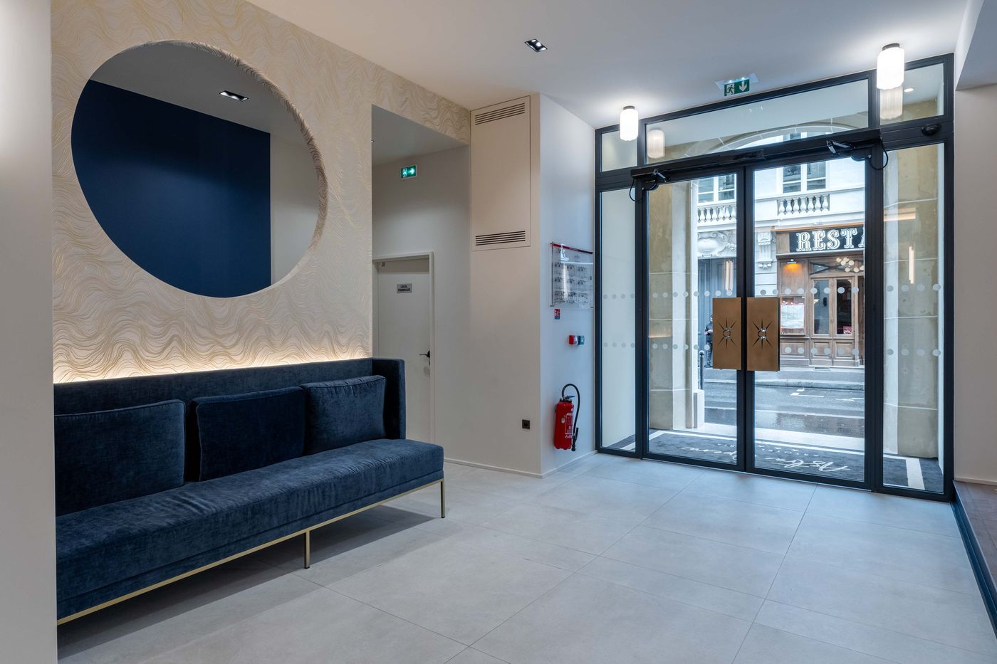 Astra-Opera-Astotel-Lobby-6