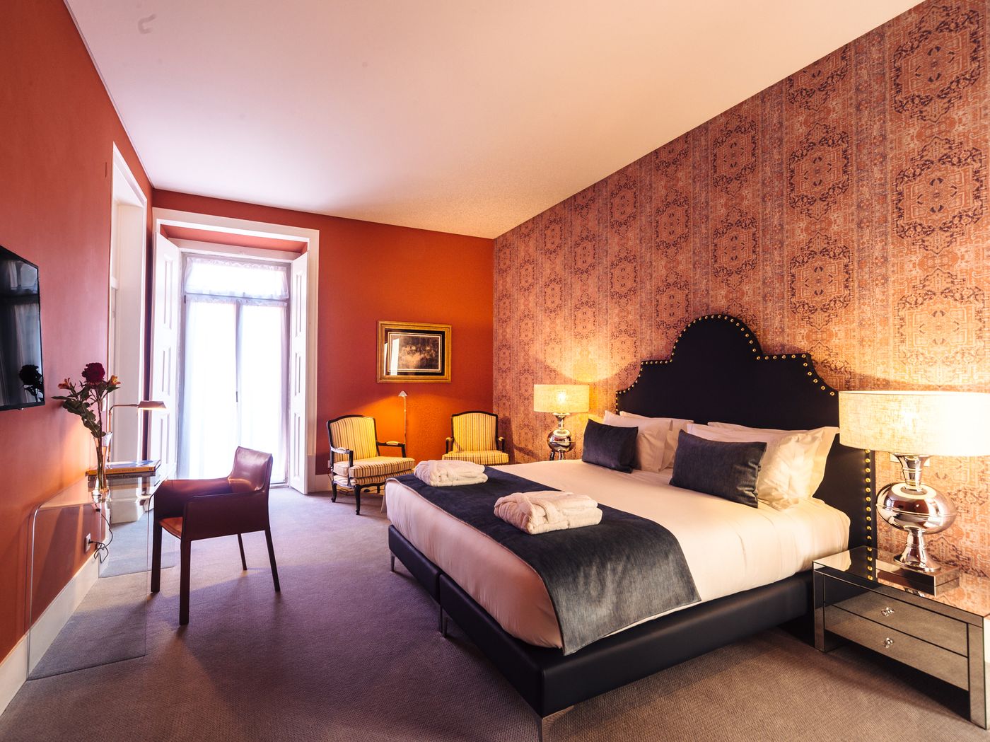 Dear-Lisbon-Gallery-House-Room-12