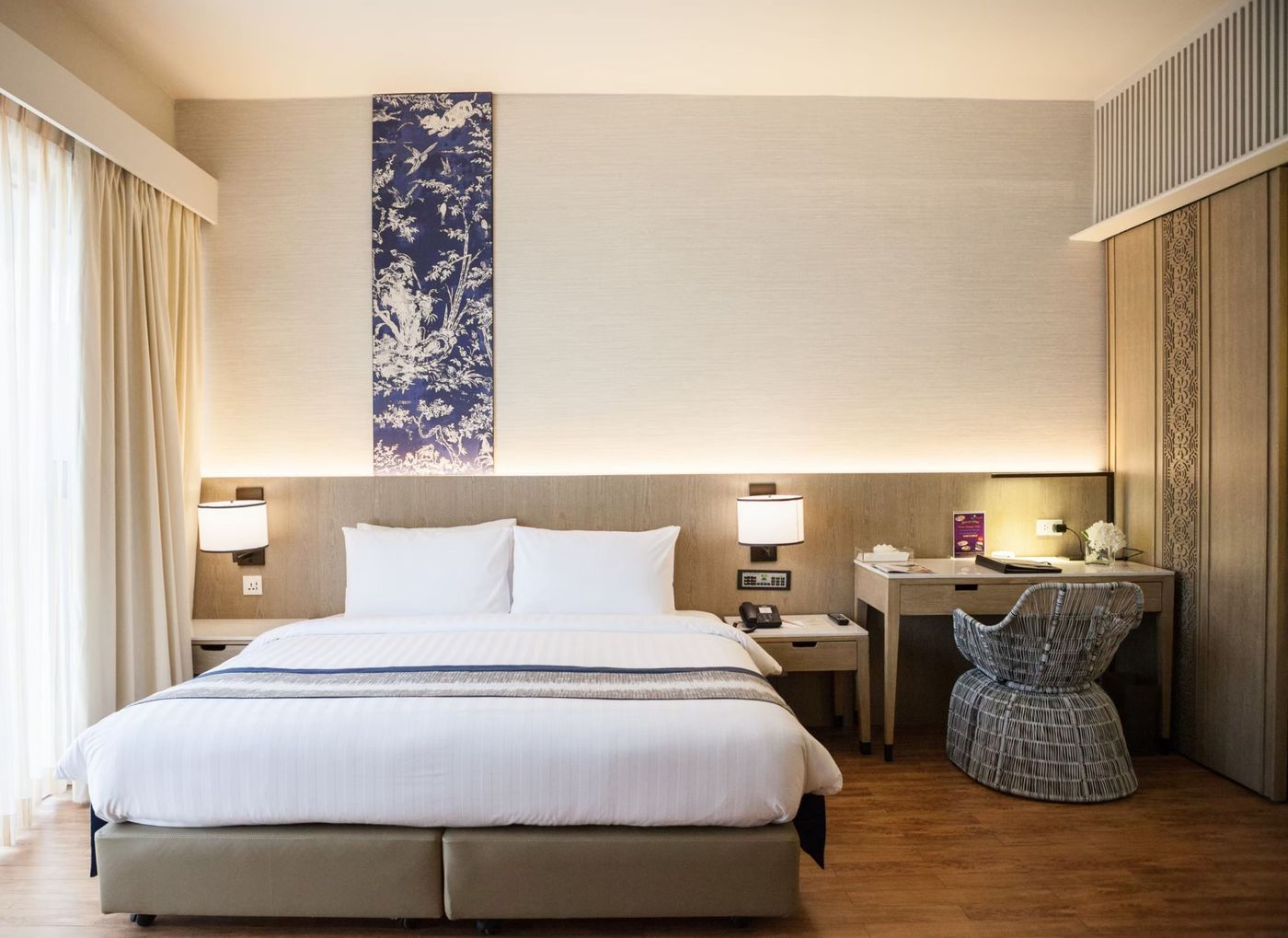 Royal-Paradise-Room-29