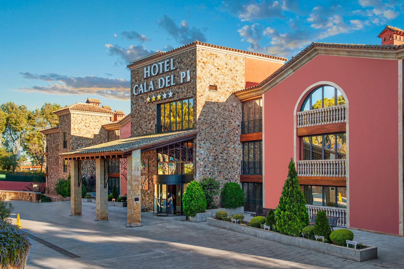 Salles-Hotel---Spa-Cala-del-Pi-General-view-12